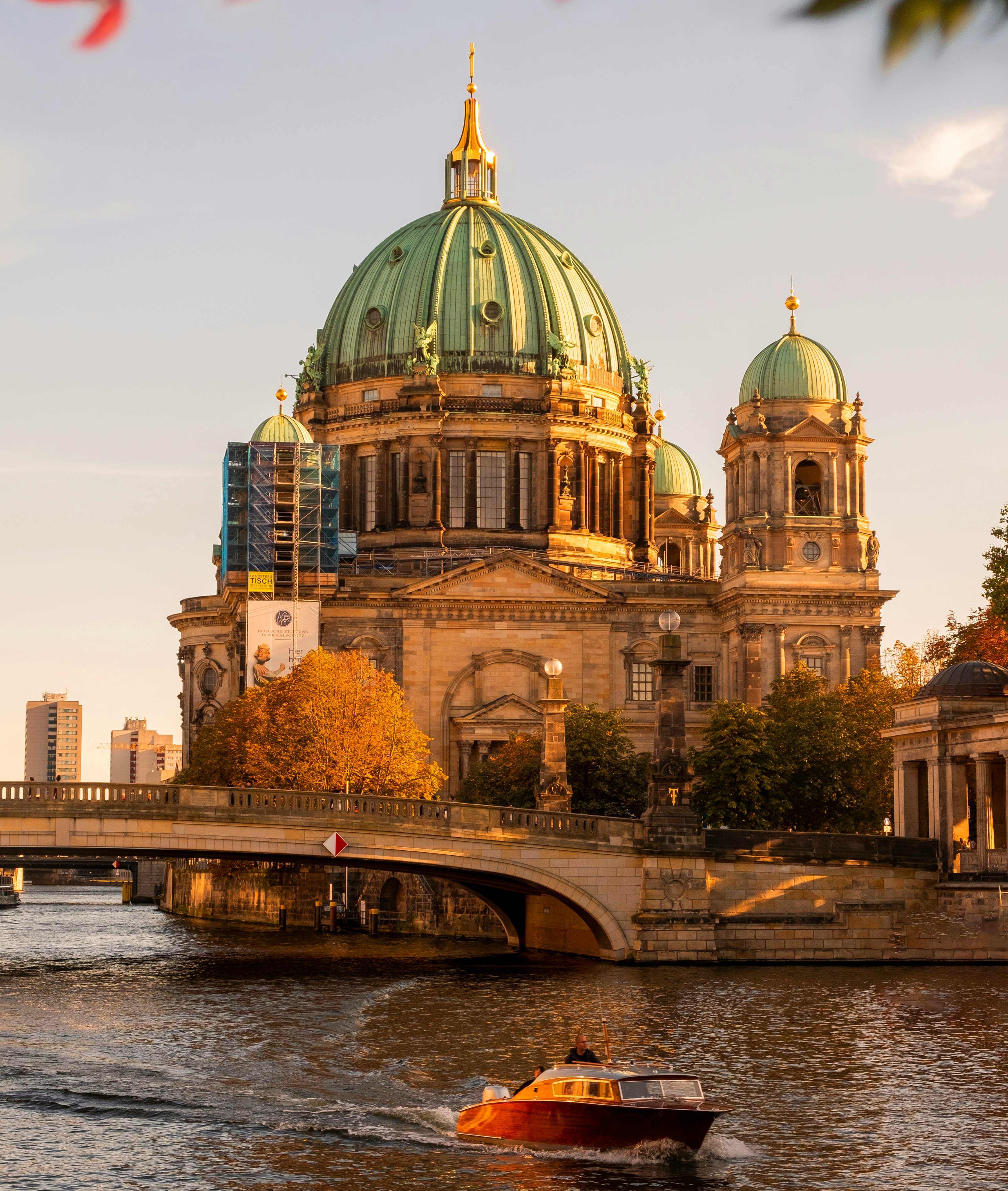 مدارک الزامی جهت ارائه درخواست برای ویزای توریستی آلمان